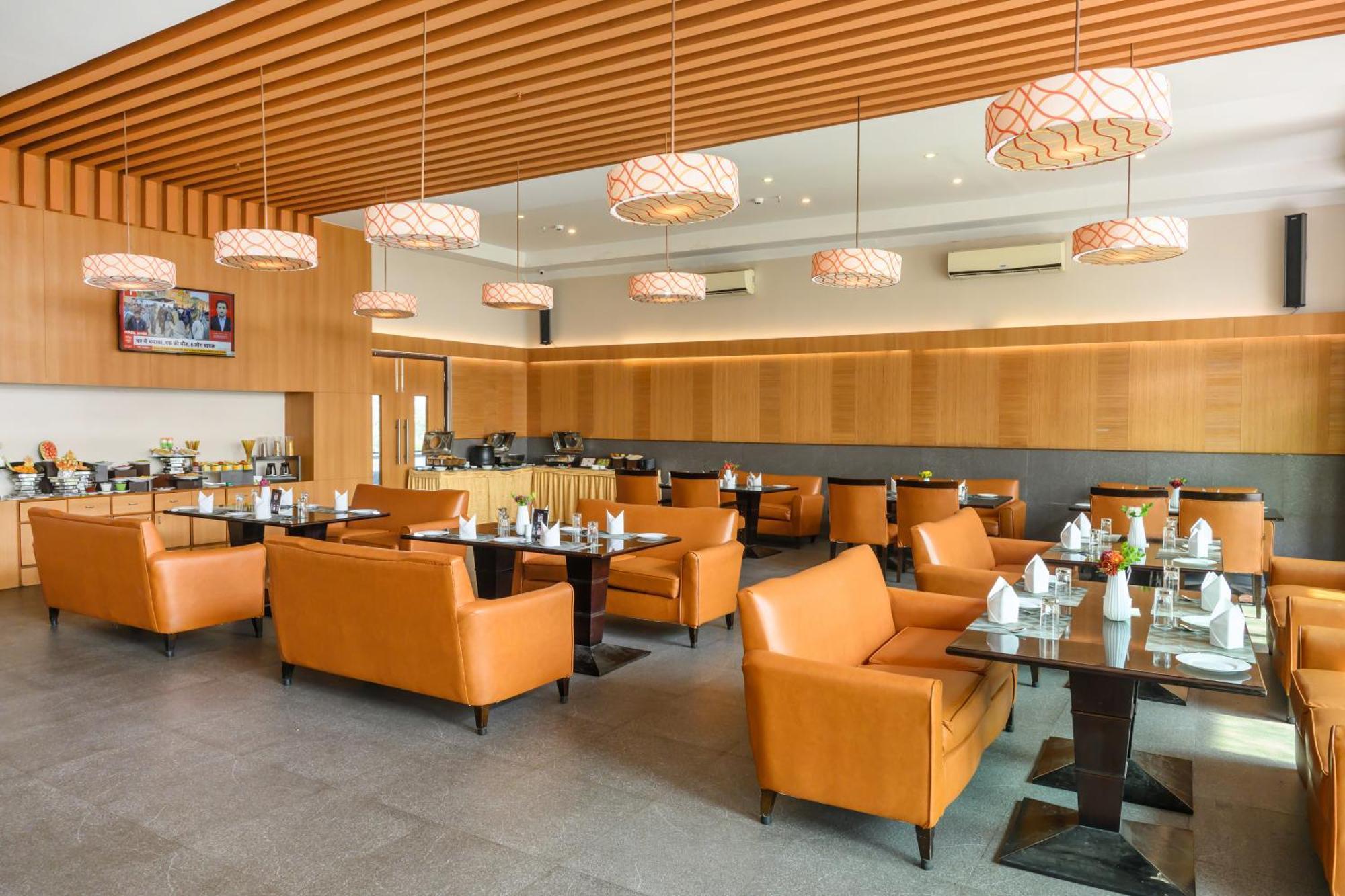 Sinclairs Burdwan Hotel Ngoại thất bức ảnh